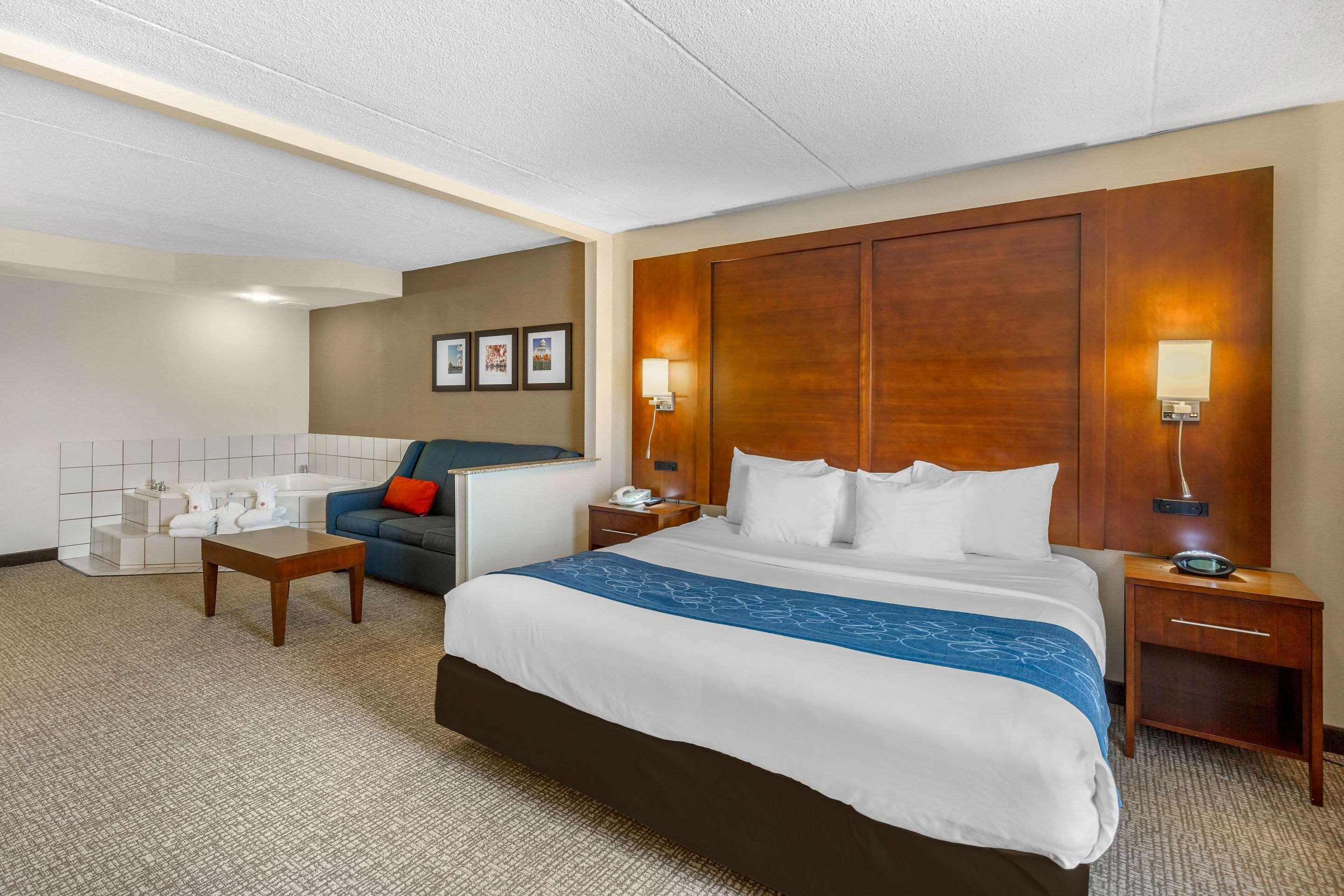 Comfort Suites Manassas Battlefield Park Экстерьер фото