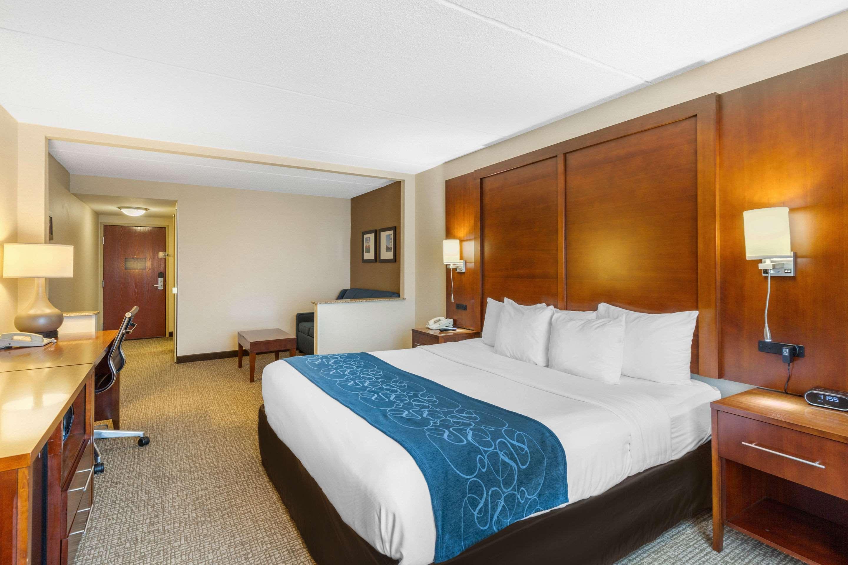 Comfort Suites Manassas Battlefield Park Экстерьер фото